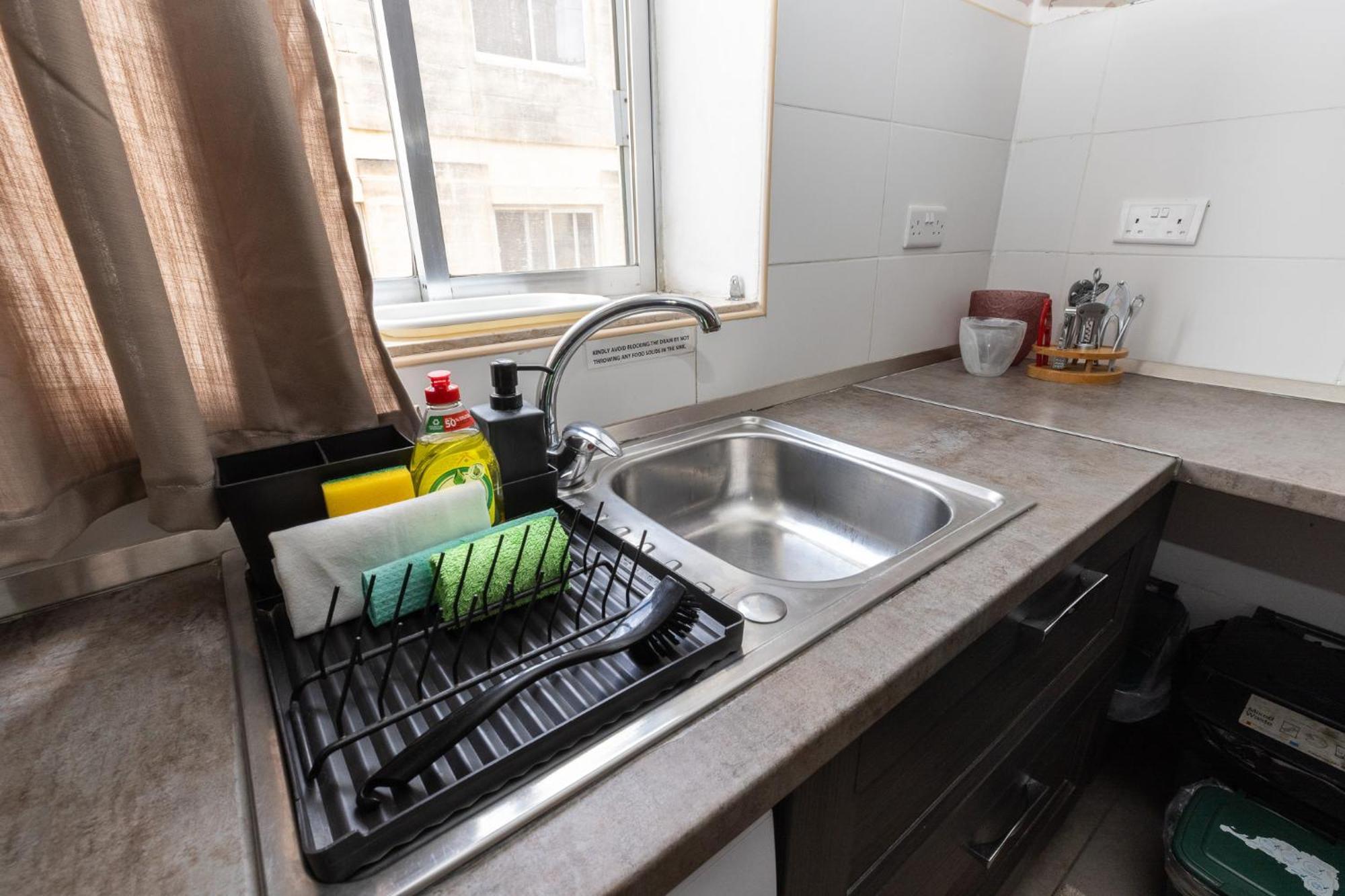 Pinewood Apartment Saint Julian's Екстериор снимка