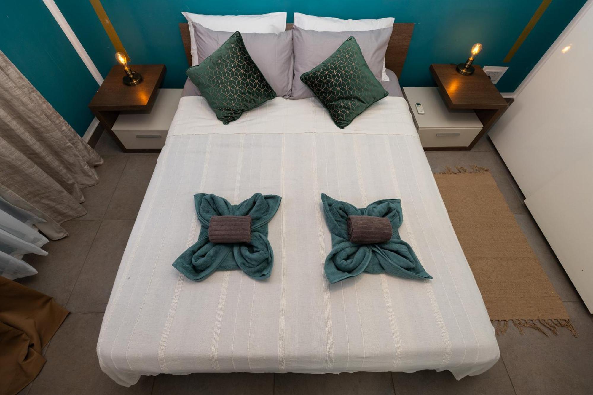 Pinewood Apartment Saint Julian's Екстериор снимка
