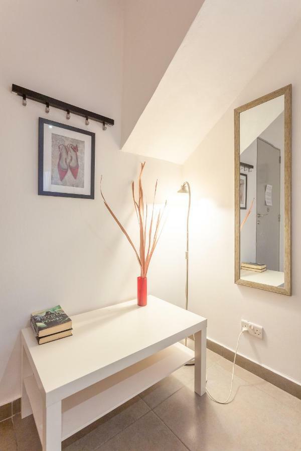 Pinewood Apartment Saint Julian's Екстериор снимка